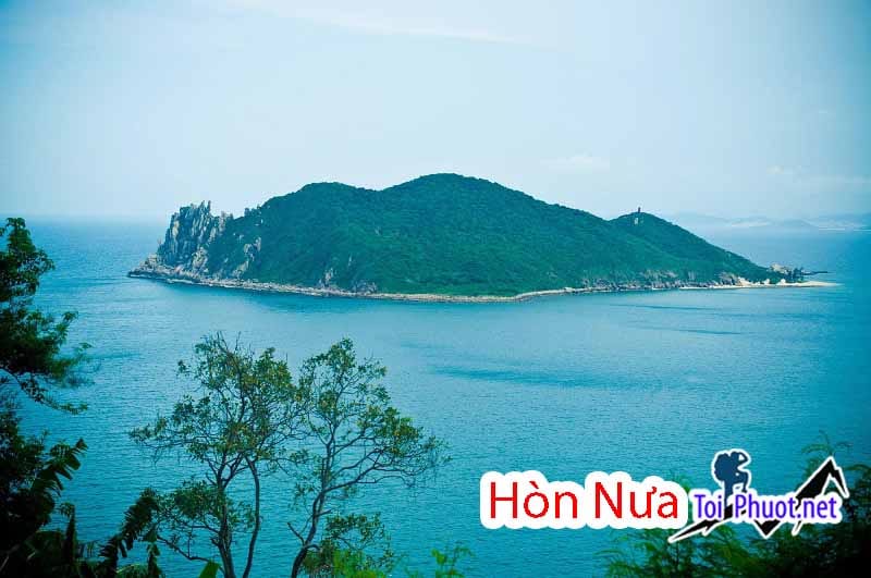 Hòn nưa, điểm du lịch độc đáo ở Phú Yên