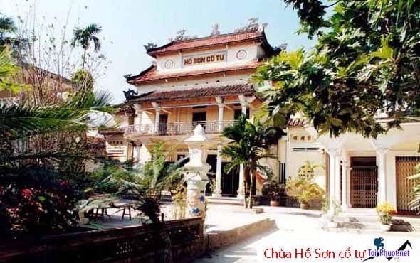 Nét cổ kính ở Chùa Hồ Sơn cổ tự