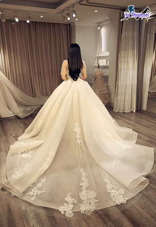 Chiếc corset, Áo Cưới Đẹp Tuy Hoà Phú Yên độc quyền định hình vòng eo con kiến cho cô dâu