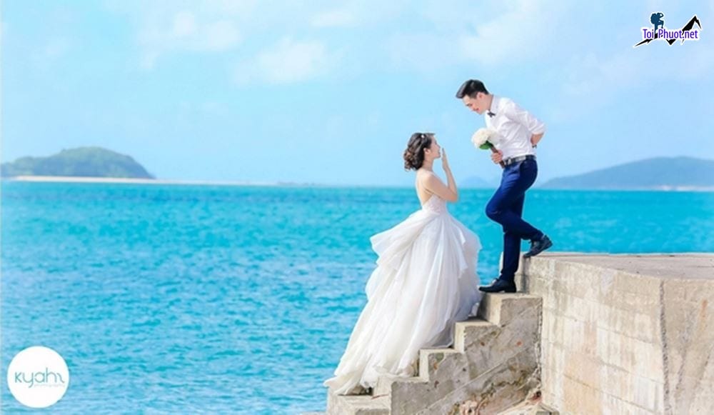 Địa điểm chụp ảnh cưới Tuy Hoà Phú Yên gần Tháp Nghinh Phong