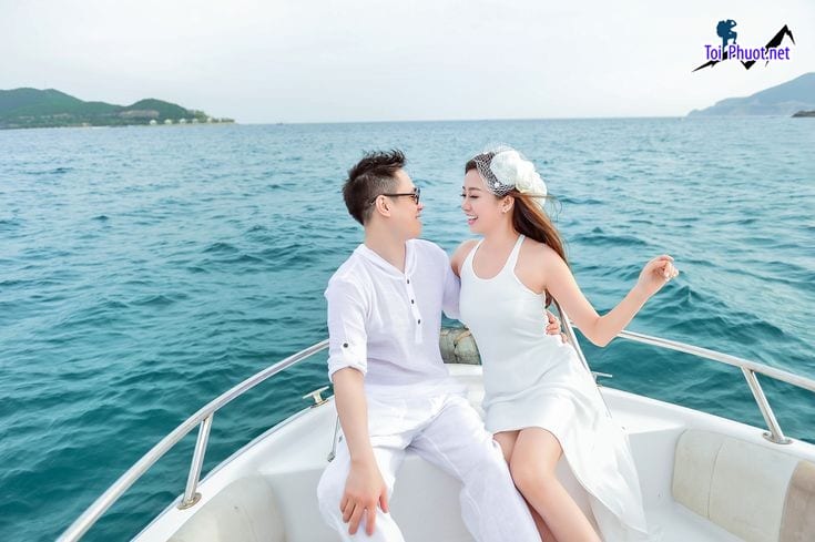 Đón nắng đầu tiên chụp ảnh cưới Tuy Hoà Phú Yên trên đất liền Việt Nam