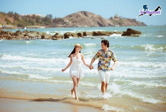 Tôi thấy hoa vàng trên cỏ xanh chụp ảnh cưới Tuy Hoà Phú Yên Bãi Xép