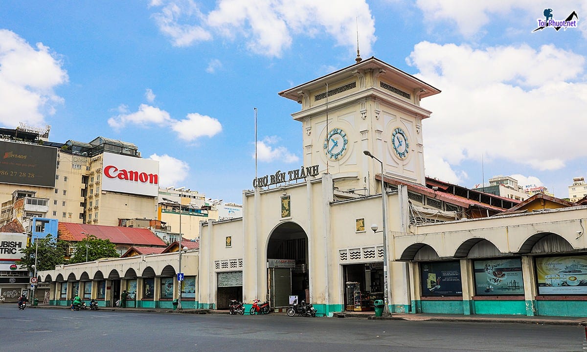 Kinh Nghiệm Du Lịch Hồ Chí Minh giải trí sôi động cả ngày lẫn đêm.