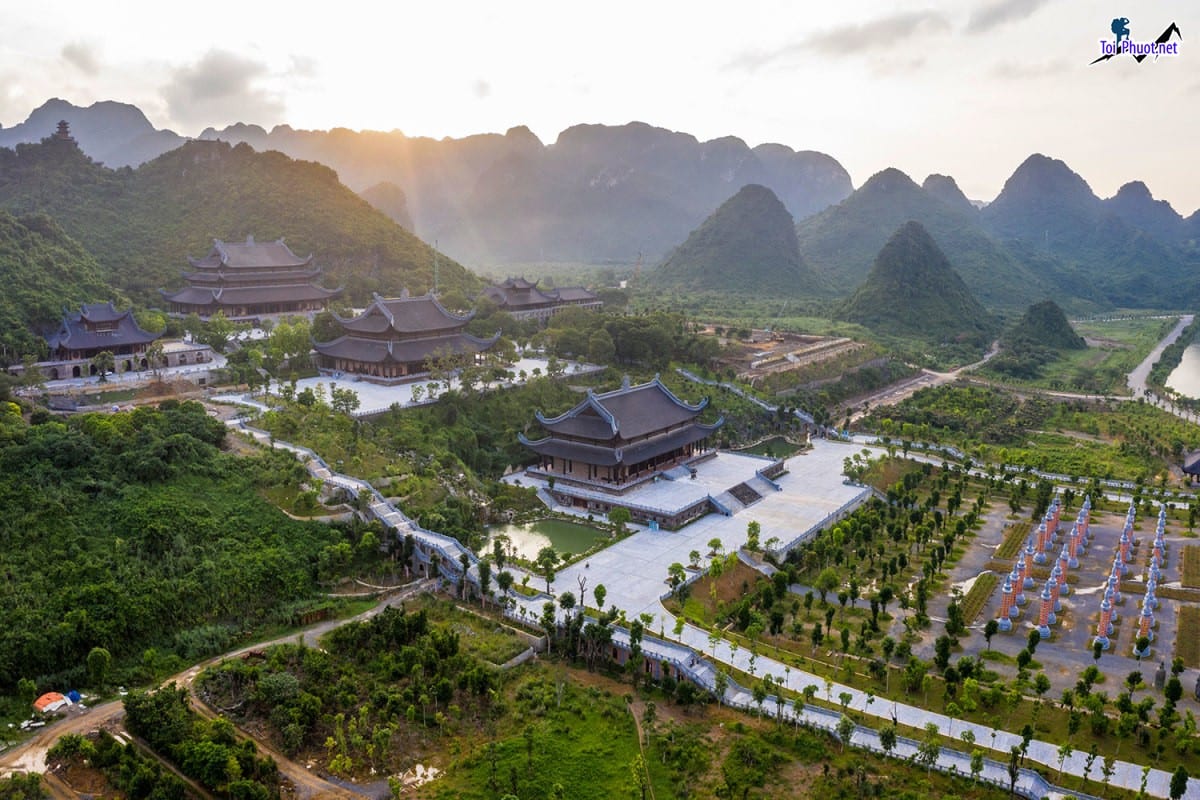 Kinh Nghiệm Du Lịch Phủ Lý Hà Nam đây là mảnh đất phù hợp để du lịch tâm linh (3)