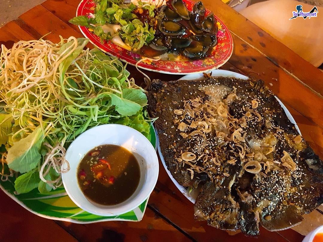 Cá đuối nướng Phan Thiết ai từng ăn cũng tấm tắc khen ngon