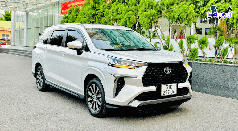 Chuyên cung cấp Xe đưa đón sân bay Trường Sơn Nam Định Nội Bài Giá Rẻ