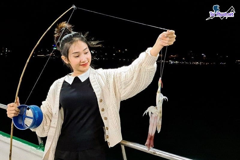Dịch vụ câu mực đêm tại Phú Quốc 1 ngày cực kì thí vị không thể bỏ lỡ