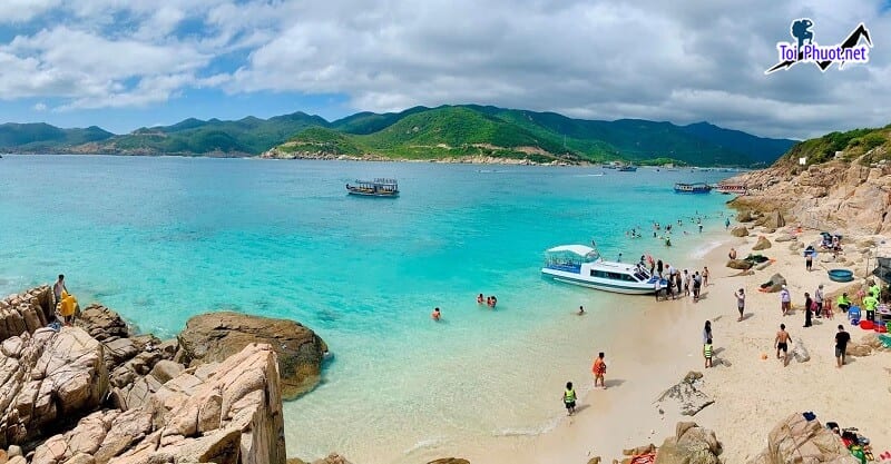 Dịch vụ đi phà tham quan các đảo nhỏ trong ngày của Vịnh Cam Ranh
