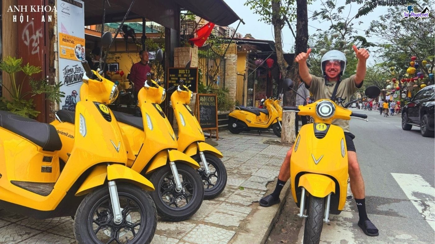Dịch vụ thuê xe điện tham quan đô thị cổ Hội An giúp người thuê di chuyển tham quan phố cổ