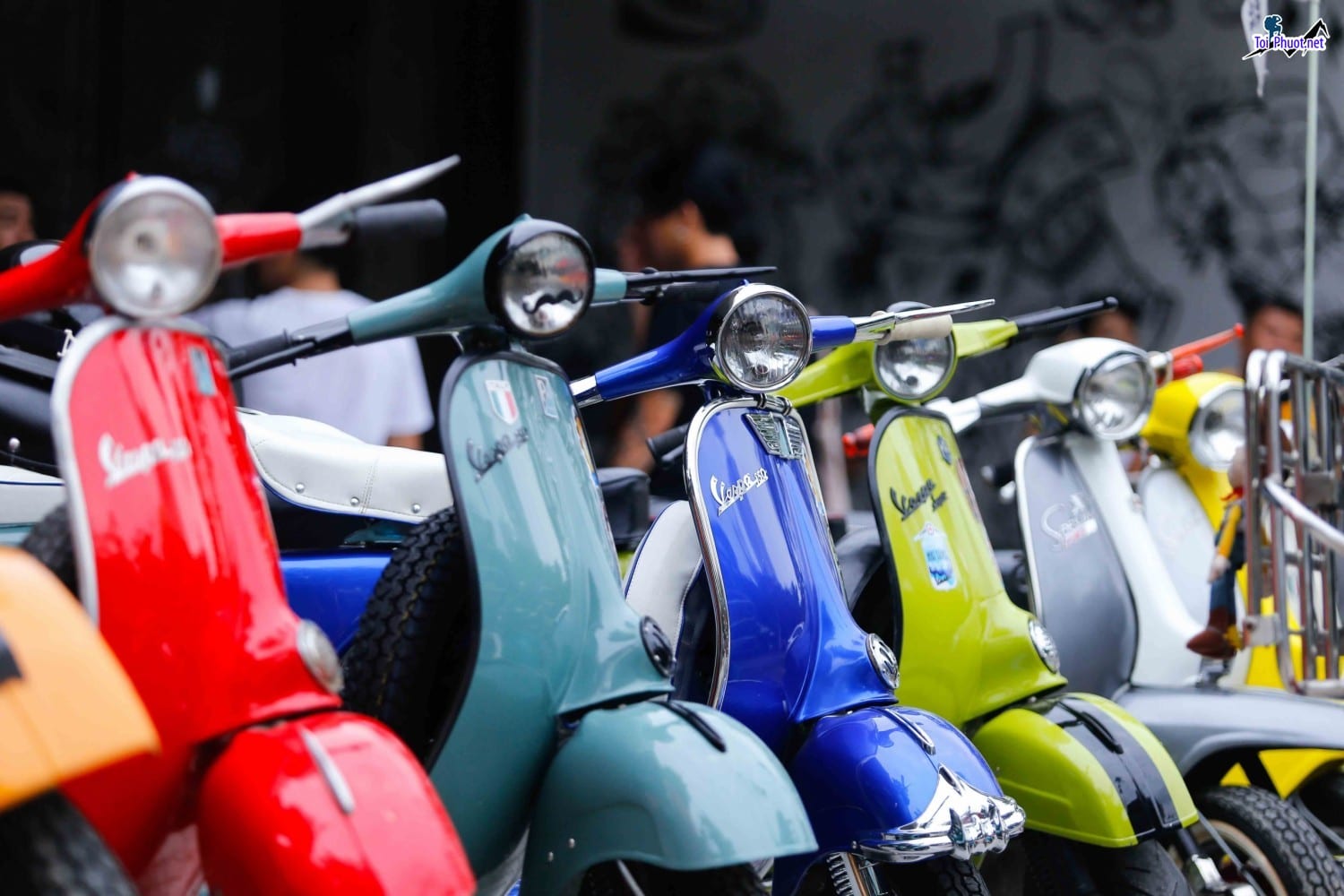 Dịch vụ thuê xe máy phong cách retro đáp ứng nhu cầu của những người yêu thích xe cổ