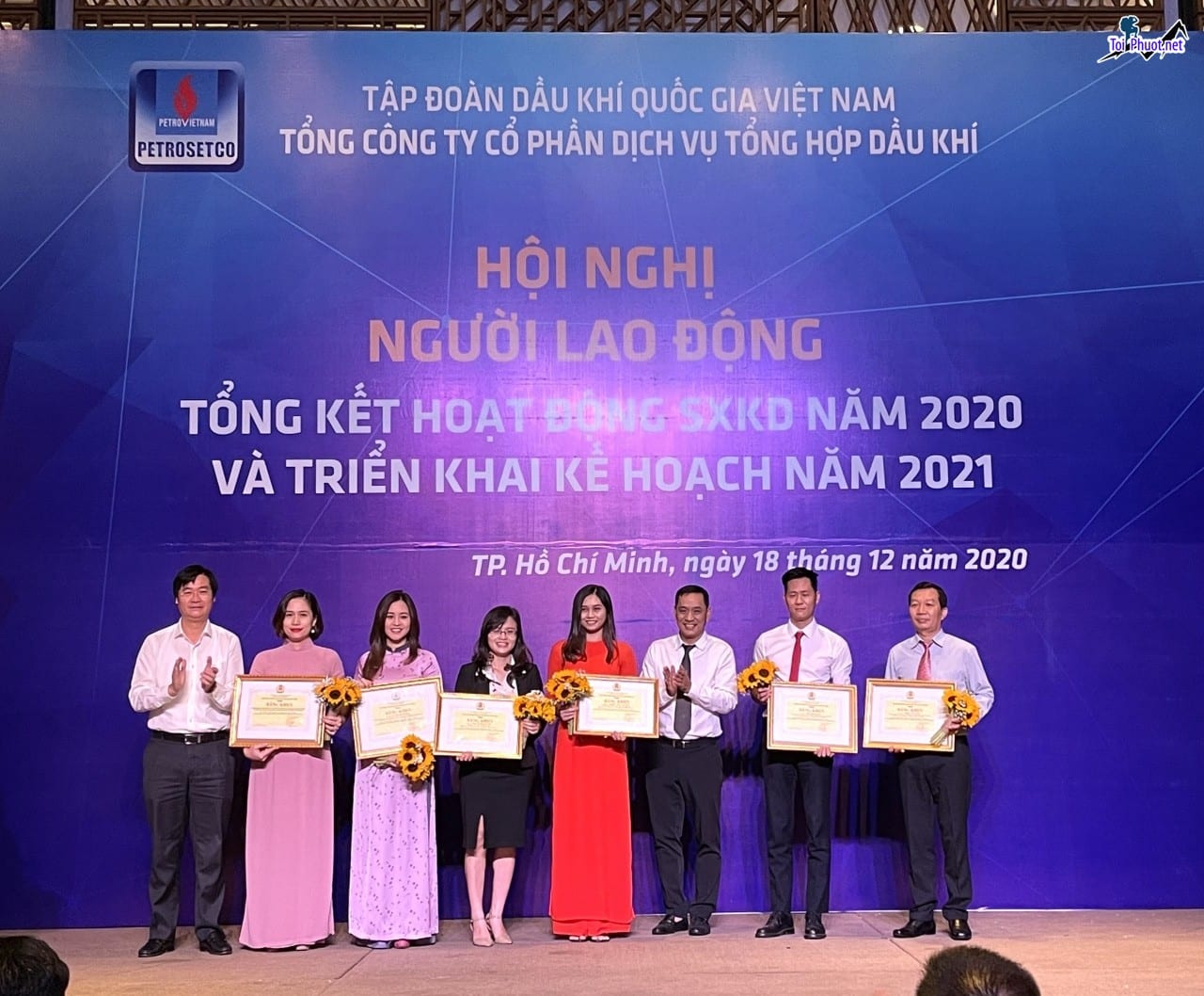 Dịch vụ tổ chức hội nghị khách hàng trọn gói tư vấn miễn phí (4)