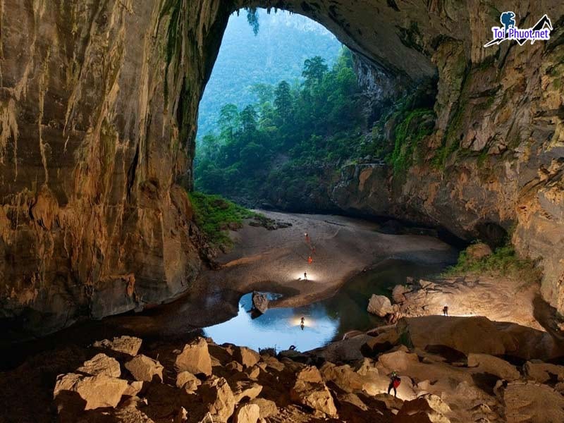 Dịch vụ tour du lịch mạo hiểm hang Sơn Đoòng Hang động lớn nhất thế giới