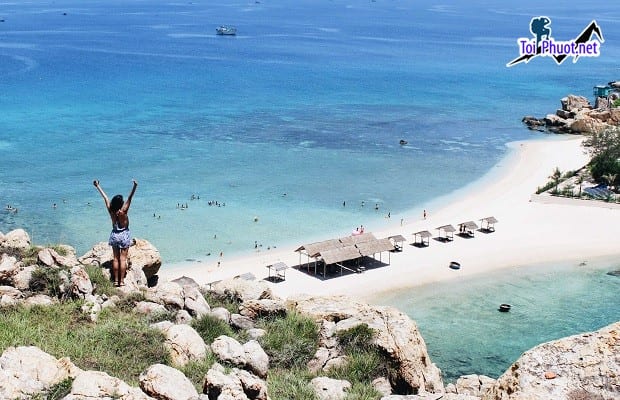 Dịch vụ tour hè khám phá bãi biển miền Trung khám phá 16 bãi biển cho mùa hè này