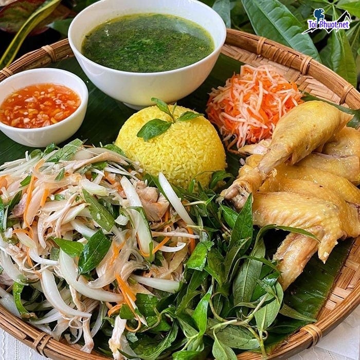 Món ăn Cơm gà Hội An Món ngon xứ Quảng ăn là mê quên lối về