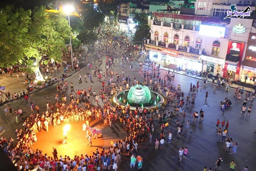 Tìm hiểu Phố đi bộ Hồ Gươm Hà Nội có gì chỗ gửi xe và kinh nghiệm vui chơi