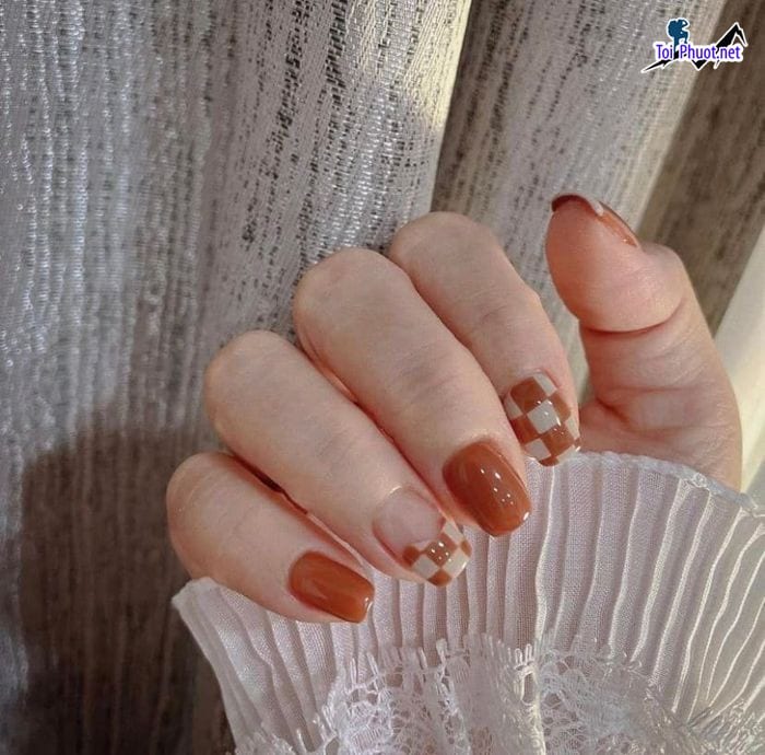 Top 10 tiệm làm nail chất lượng nhất tỉnh Thừa Thiên Huế phong cách đơn giản, nhẹ nhàng hay cá tính, nổi bật (5)