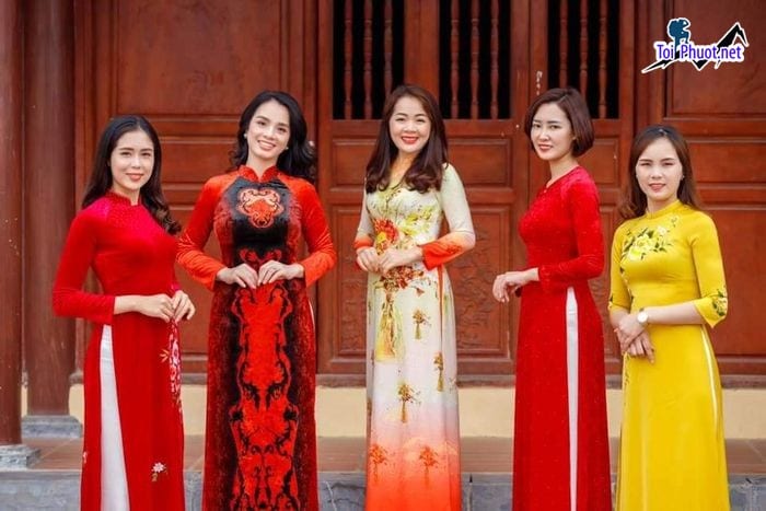 Top 8 Cửa hàng cho thuê áo dài đẹp, giá tốt nhất tại Thanh Hóa mang đến sự quyến rũ và nổi bật.