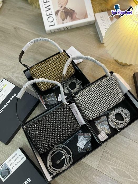 Top 8 shop bán túi xách đẹp ở Tân An Long An được chị em yêu thích nhất chất lượng chi tiết (4)
