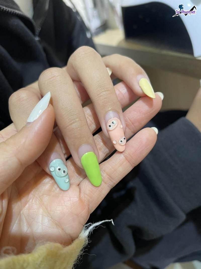Top 9 tiệm làm nail chất lượng nhất tỉnh Thái Nguyên phong phú về mẫu mã, màu sắc, các mẫu nail (3)