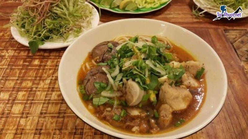 Top 3 Quán bún bò Huế ngon ở Sơn La mùi hương đặc trưng