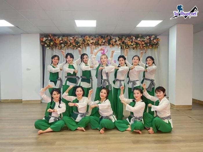 Top 5 Cửa hàng cho thuê trang phục biểu diễn giá rẻ uy tín nhất tại Hà Tĩnh đa dạng mẫu mã