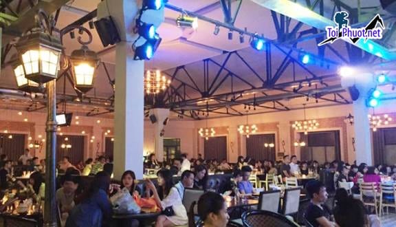 Top 5 Phòng trà nổi tiếng nhất Nghệ An được giới trẻ yêu thích nhất (1)