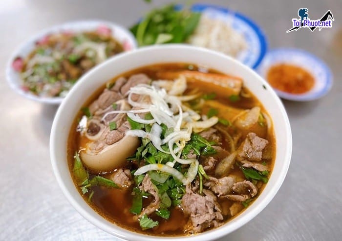 Top 9 Quán bún bò Huế ngon ở Khánh Hòa đậm đà hương vị Huế