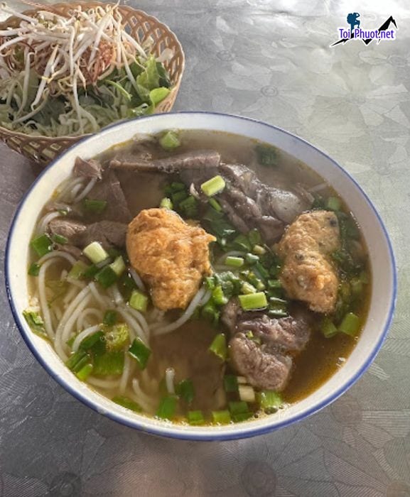 Top 9 Quán bún bò Huế ngon ở Thanh Hóa chuẩn truyền thống (5)
