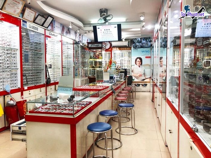 Top 10 Địa chỉ khám mắt và bán kính cận giá tốt nhất Long Xuyên An Giang máy móc tốt (3)