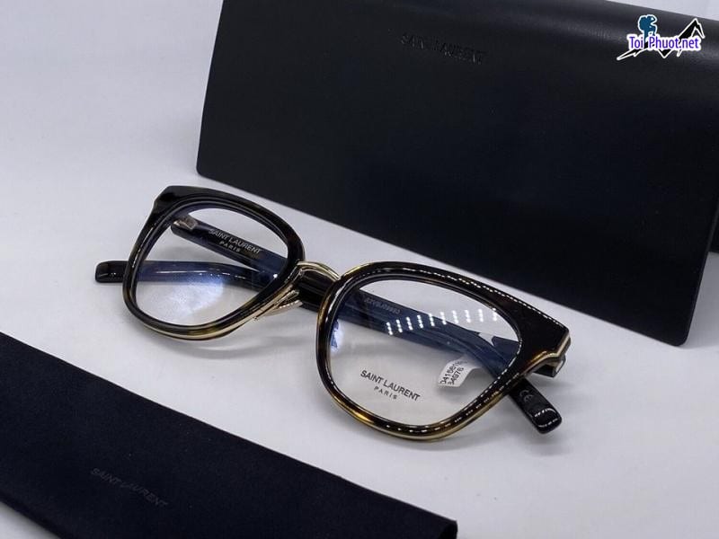Top 2 Địa chỉ khám mắt và bán kính cận giá tốt nhất Hòa Bình thiết bị hiện đại (3)