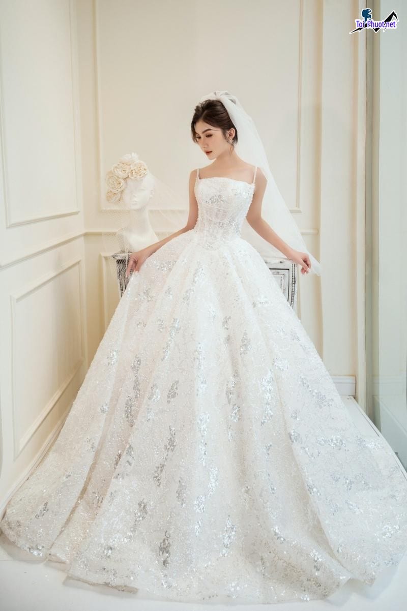 Top 5 Địa chỉ may và cho thuê váy cưới đẹp nhất Điện Biên phù hợp với cơ thể cô dâu