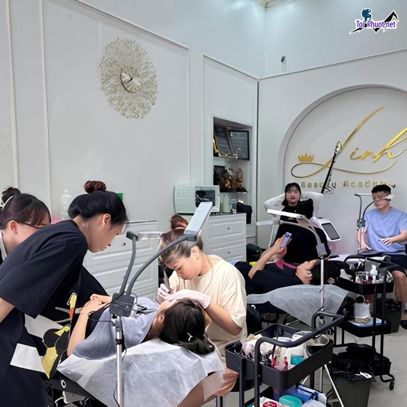 Top 5 Địa chỉ nối mi đẹp tự nhiên uy tín nhất Sóc Trăng ưng ý và hợp với đôi mắt của bạn nhất (3)