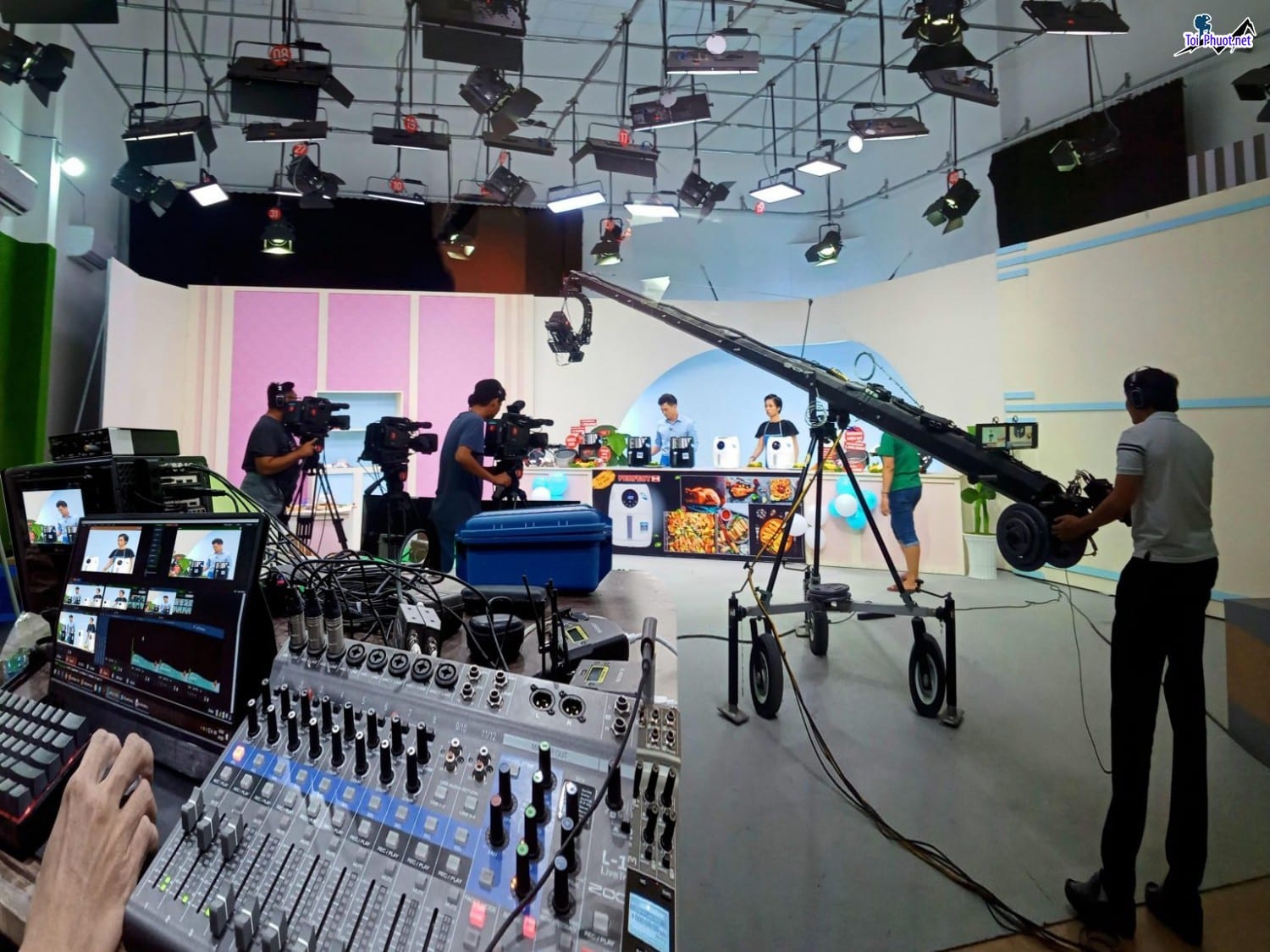 Top 2 livestream sự kiện trực tiếp chuyên nghiệp Điện Biên Phủ công nghệ đa dạng