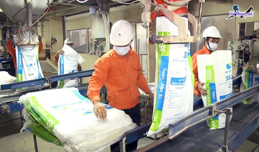 Top 4 bán thức ăn gia súc gia cầm Hòa Bình hỗ trợ bà con chăn nuôi hiệu quả