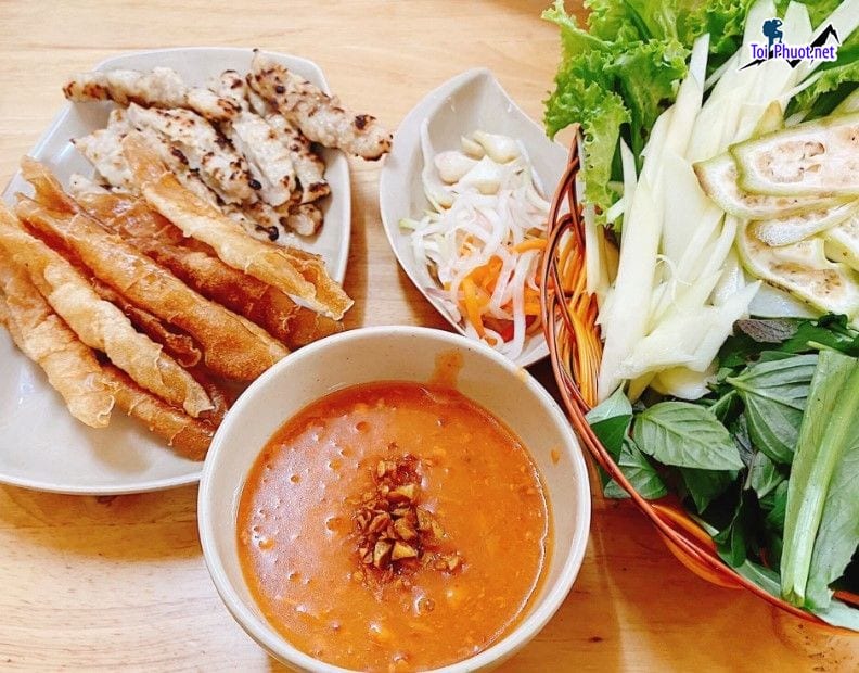 5 quán Nem Nướng Nha Trang Hóc Môn ăn là ghiền Sài Gòn Hồ Chí Minh
