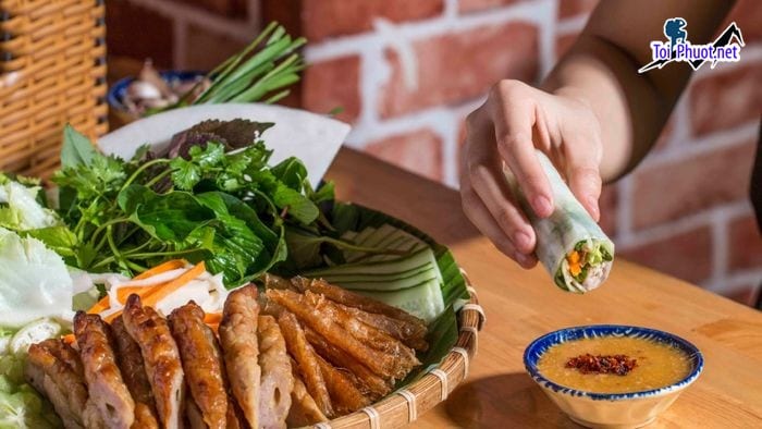 5 quán Nem Nướng Nha Trang Quận Gò Vấp ăn là ghiền Sài Gòn Hồ Chí Minh (1)