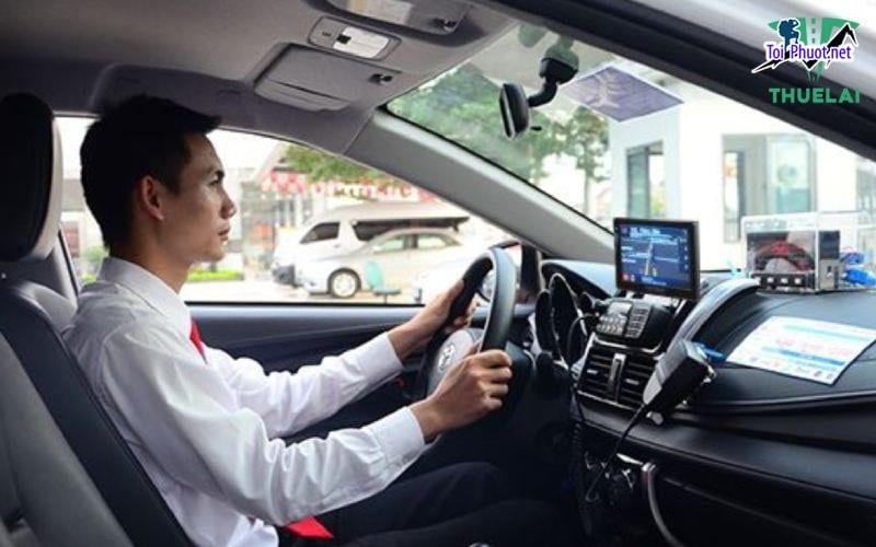 Chạy lái xe hộ Quận Tân Phú giùm giúp bạn trong thời điểm phạt gắt